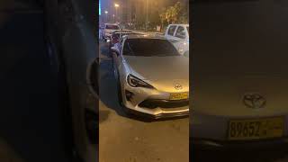 Omani cars in Dubai streets