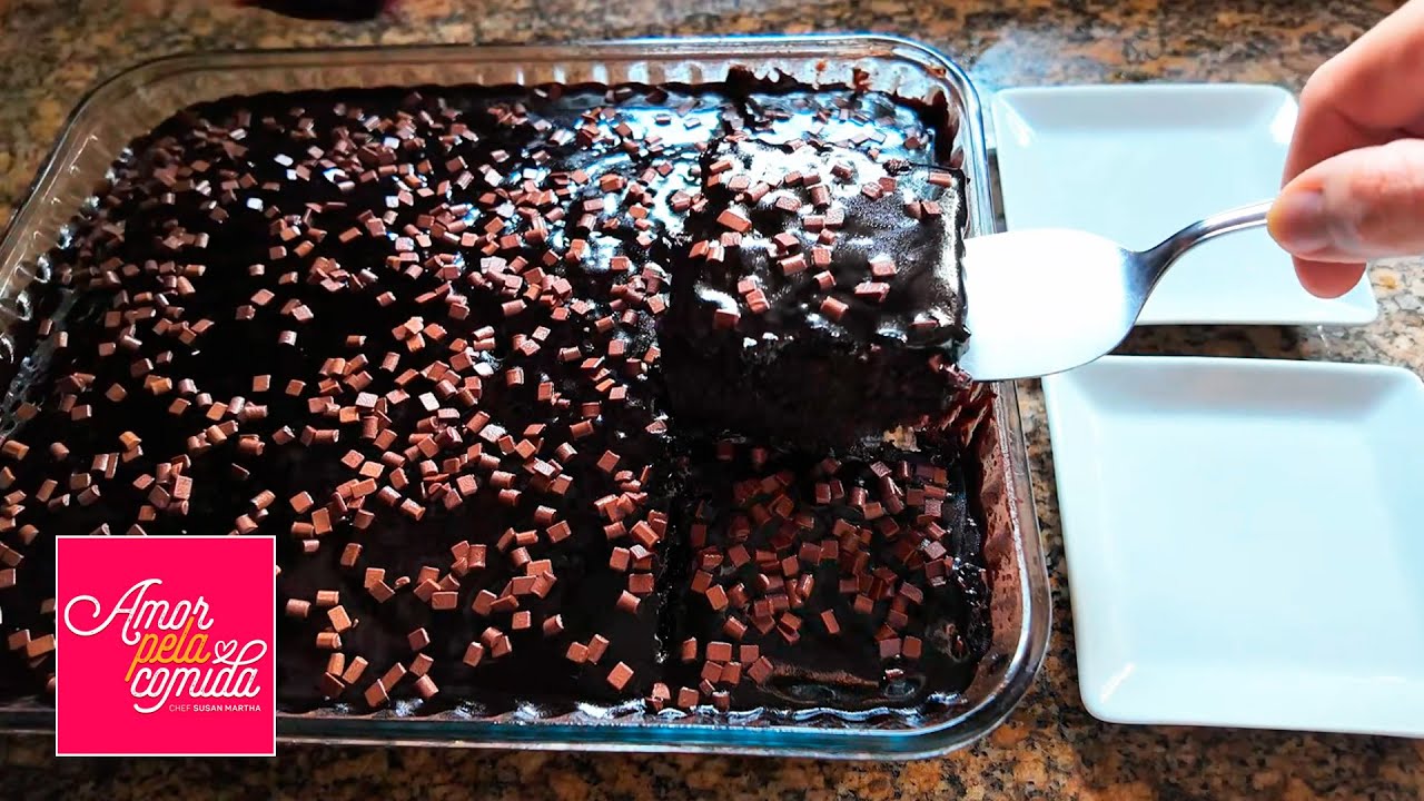 Bolo de Chocolate Fofinho com Aveia e Cobertura com Água (Sem Trigo/Sem Leite)