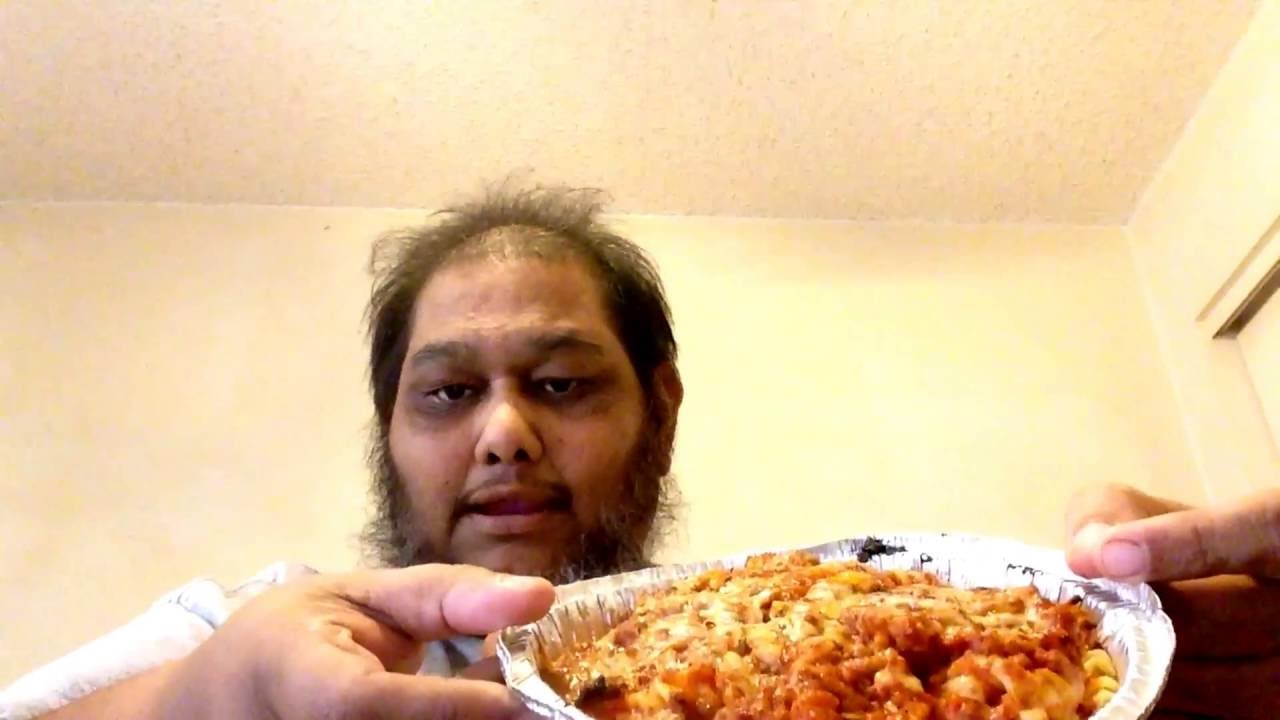 Primo's Foodie Food Review Pizza Hut pepperoni pan pizza & meaty