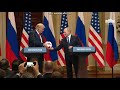 Putin poklonio loptu Trampu, Tramp je bacio Melaniji