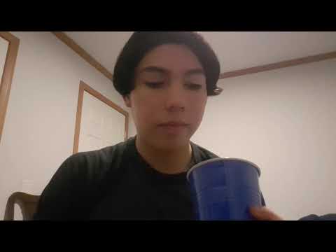 Cleeo: I teach you how to drink water ASMR