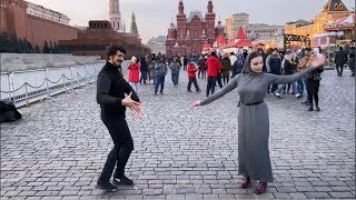 Басс Чеченская Лезгинка Мадина Юсупова Девушка Танцует На Красной Площади 2020 ALISHKA Bass Music