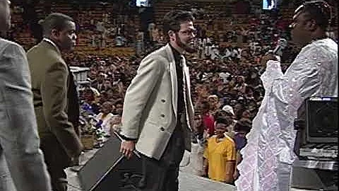 Benson Idahosa Laying Hands on Me - AZUSA '95