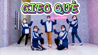 Gieo Quẻ - Hoàng Thuỳ Linh | Dance By C.C Crew