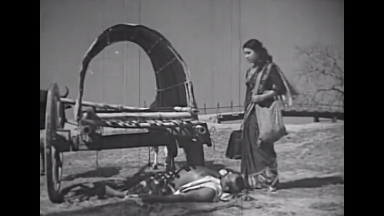 Bikrompure baper bari by Anjuman Ara Begum  Movie song Monihar  Photomix