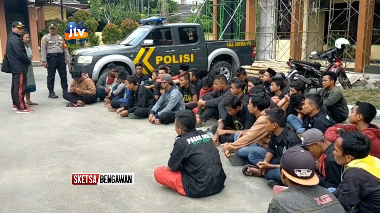 BOJONEGORO - Puluhan Pemuda Terlibat Tawuran Antar Perguruan Silat