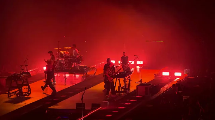 Linkin Park - Heavy Is The Crown !WORLD PREMIERE! NEW SONG! (Live in Hamburg | 22.09.2024 | 4K)