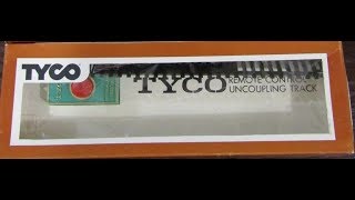 TYCO Remote Control Uncoupling Track Demo