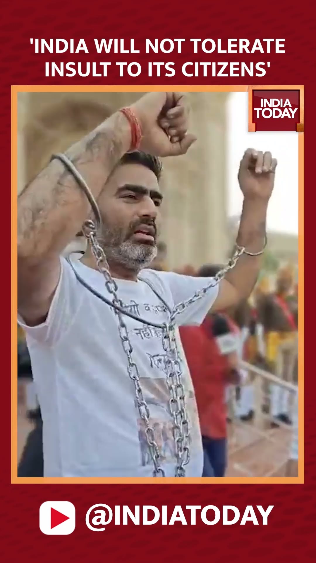 Samajwadi Party MLA Atul Pradhan Presented Himself In Chains #deportationcontroversy #atulpradhan