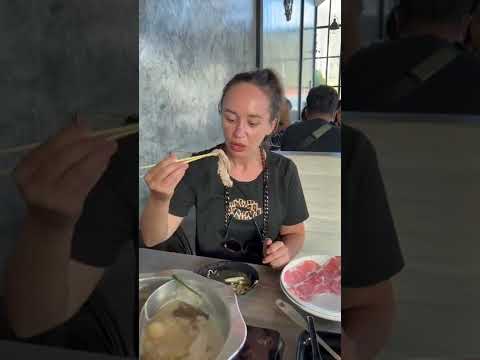 Сукияки или хотпот в Таиланде. Что готовят и как едят. А вы пробовали так готовить?