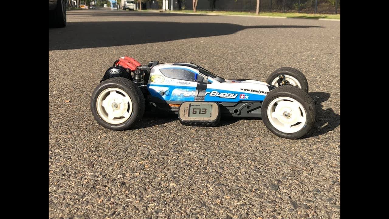 Tamiya DT03 63mph speed run - YouTube