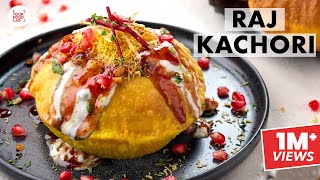 How to make Kachori With Green Chutney recipe at home easily