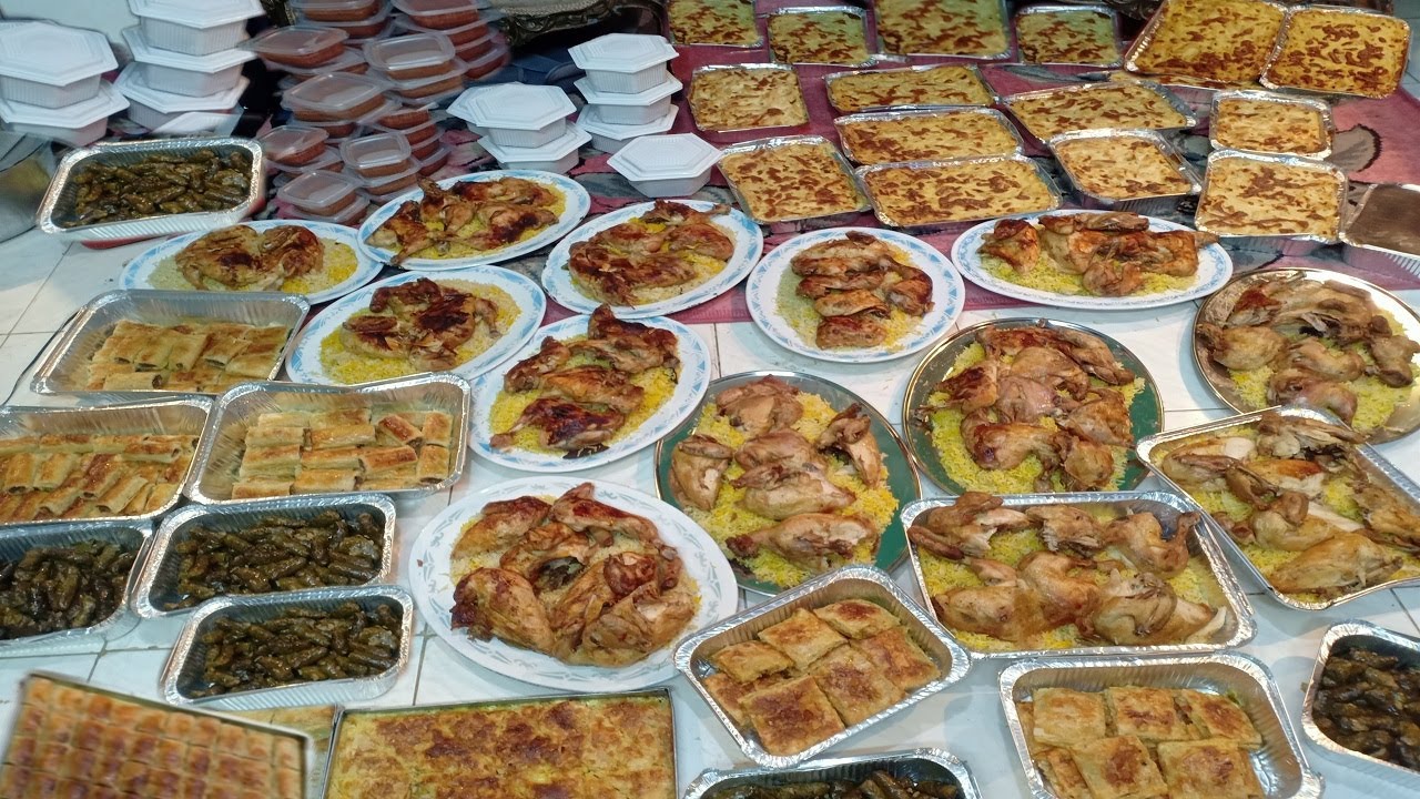 عندك عزومة ومحتارة تقدمى اية لى 100 فرد تعالى شوفى افكار كثيييييرة