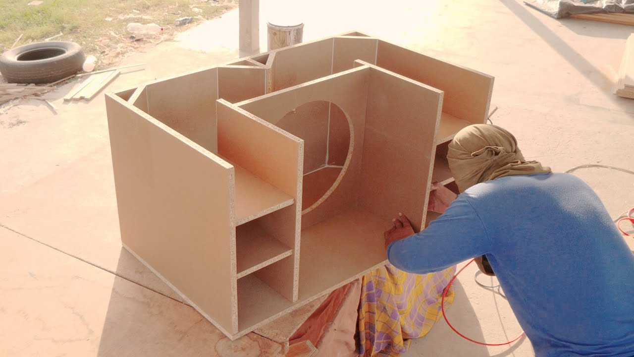 ตู้ผีเสื้อกระแทกหลัง 18 นิ้ว box speaker 18