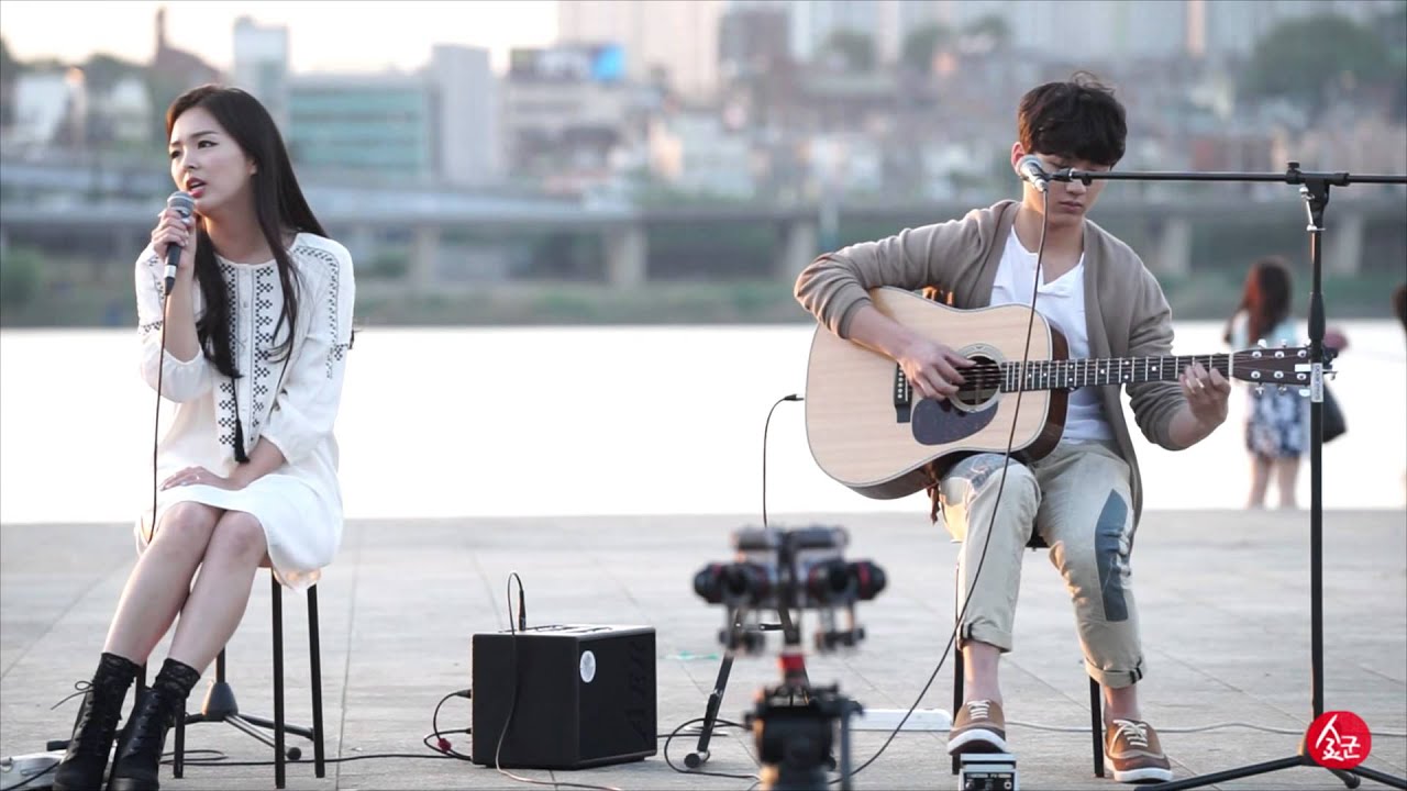 어쿠스틱 콜라보 - 너무 보고싶어 20150531 또르르 버스킹