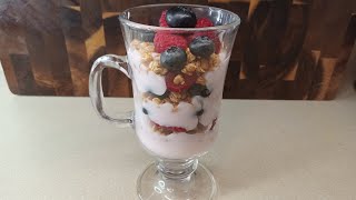 Berries, Granola, and Yogurt Parfait - So Delicious 😋 How to make Yogurt Parfait