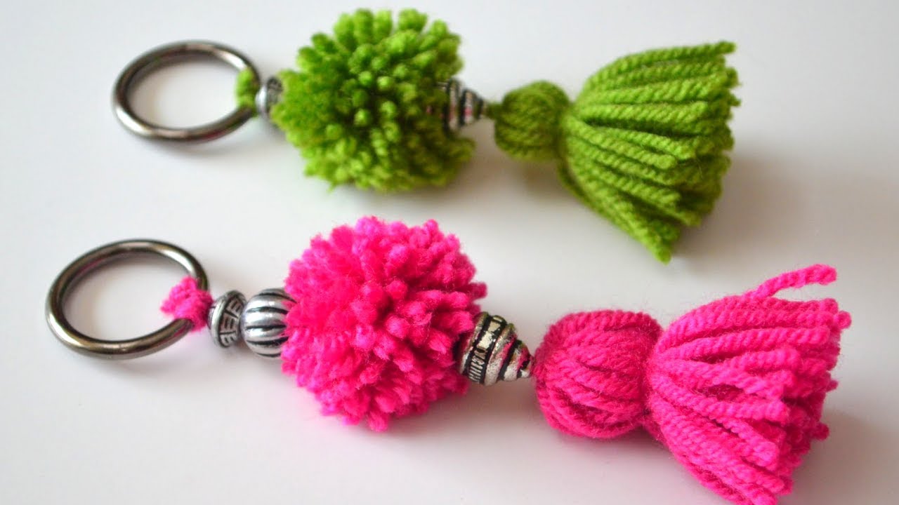 Woolen Thread Keychain Making in Tamil | Pompom Crafts in Tamil - YouTube