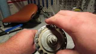 HAND SHIFTING A BENDIX AUTOMATIC 2 SPEED KICKBACK HUB