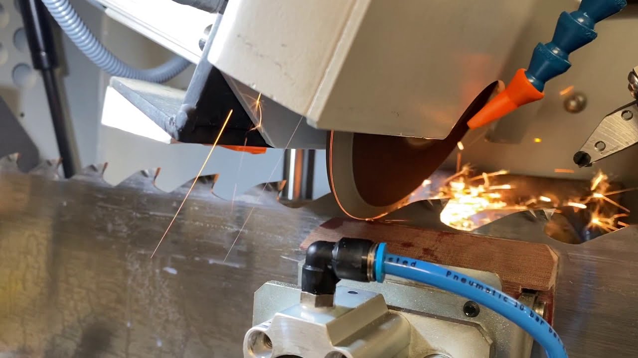 CNC Band Saw Blades Grinder NBS 300 sharpening alternately slanted