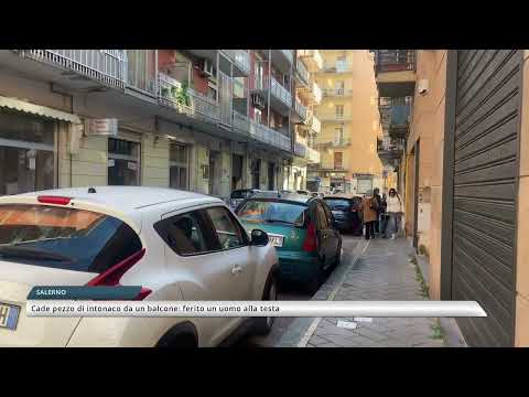 Salerno, cade pezzo di intonaco da un balcone: ferito un uomo alla testa