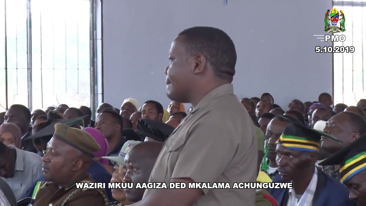 Waziri mkuu Majaliwa alichomfanya mkurugenzi wa Mkalama  