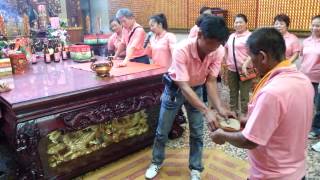 20150614.乙未年農曆4月28日 梧棲奉安宮爐主擲筊遴選