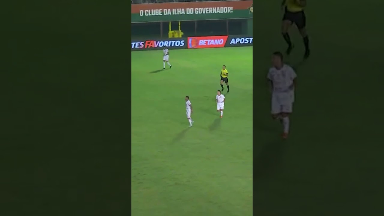 “REAL MADRID, PODE ESPERAR, A SUA HORA VAI CHEGAR…” CANTOU A TORCIDA DO BOTAFOGO NESTA NOITE! 🤣🤣🤣