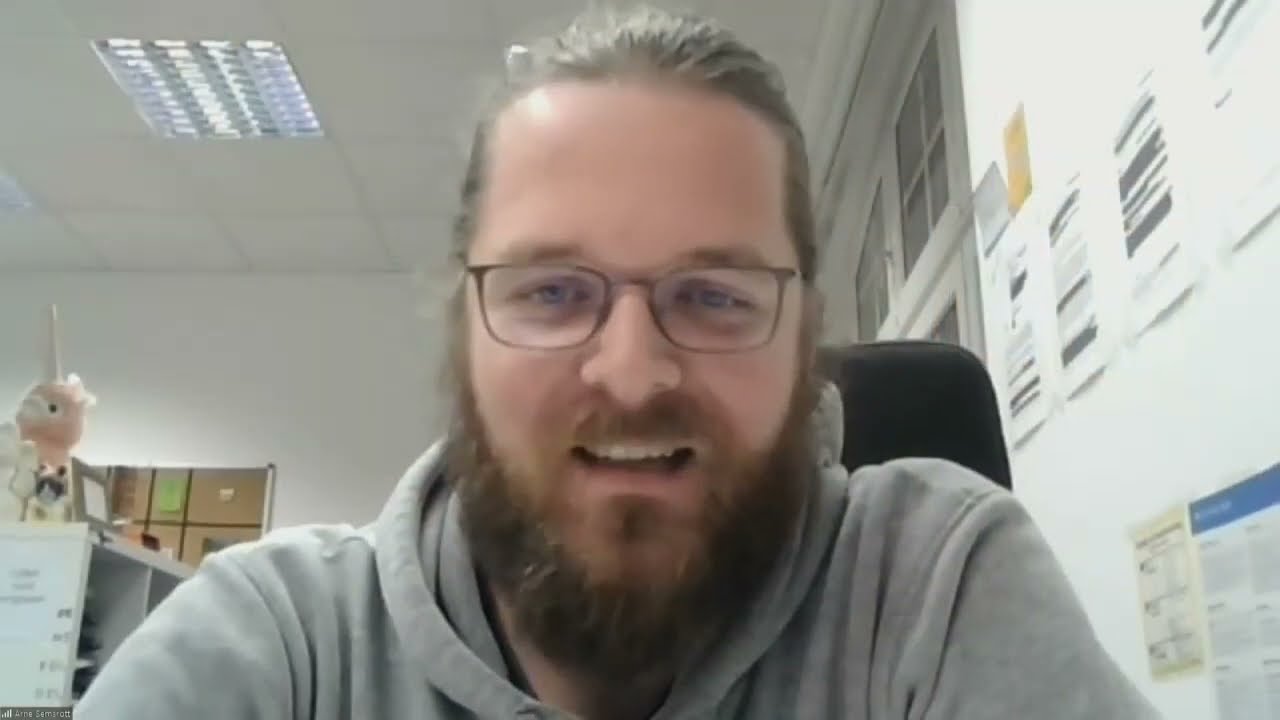 New Update Entrepreneurship Summit 2021: Keynote Arne Semsrott