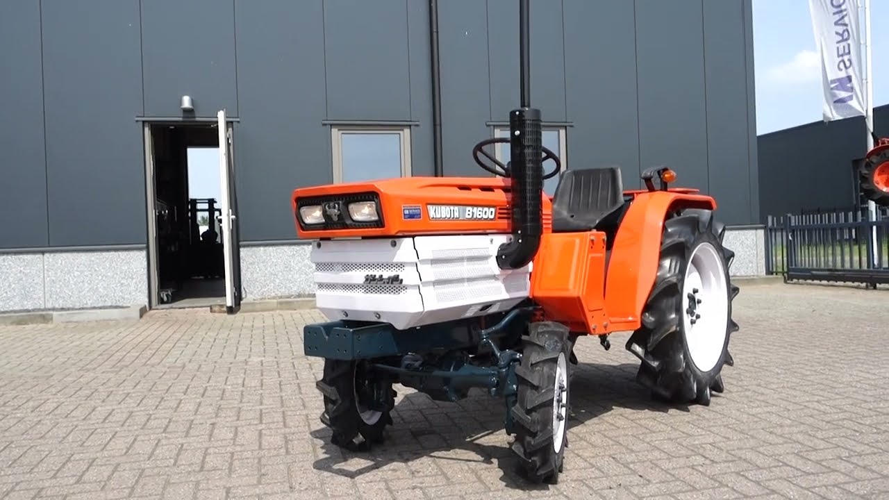 Kubota B1600 4wd / 567 Draaiuren / Superkruip - YouTube