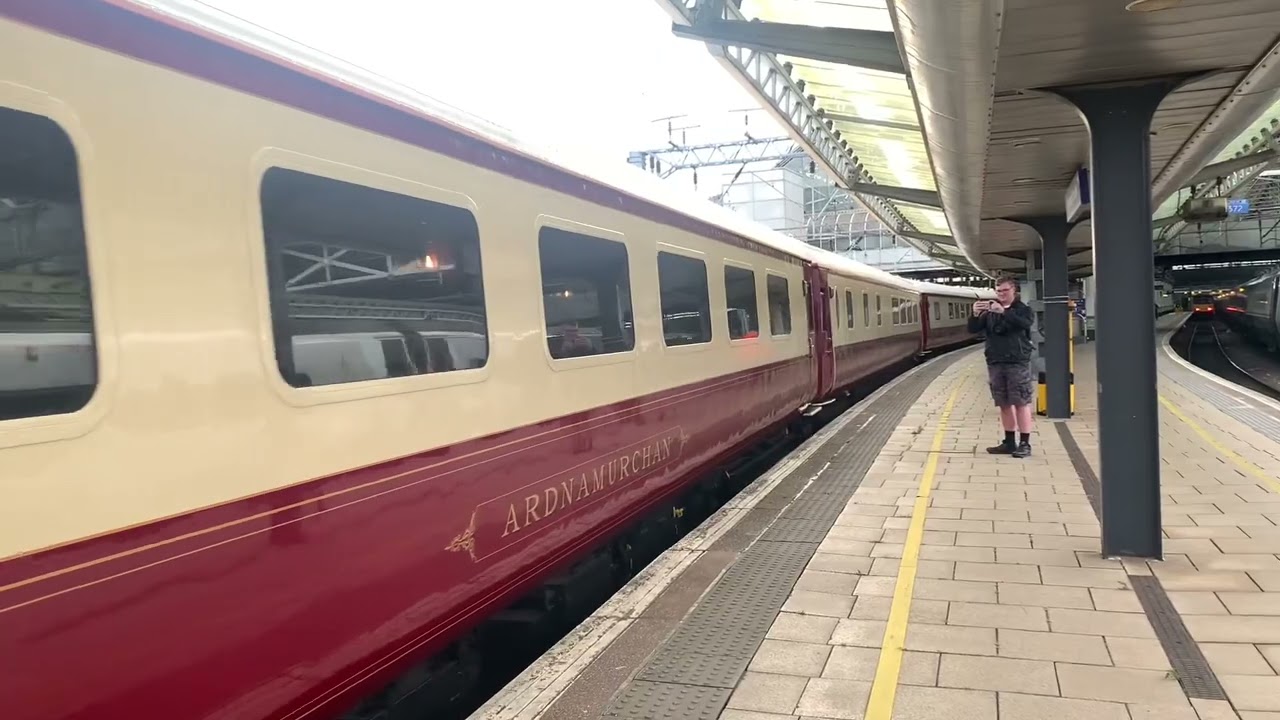 86101 ‘Sir William Stanier FRS’ and 90001 ‘Royal Scot’ Whine out of piccadilly (Read Description)