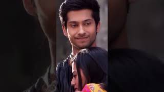 Swaranın Yakışıklı Kahramanı Bıçak Sırtı Hint Dizisi