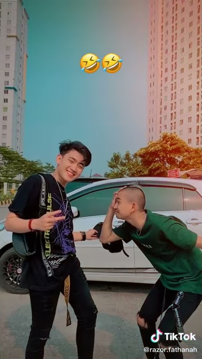 Kasian yang baju ijo rahasia nya kebongkar 😂😂😂