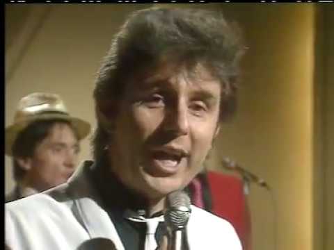 The Flying Pickets Da Doo Ron Ron On HARTY