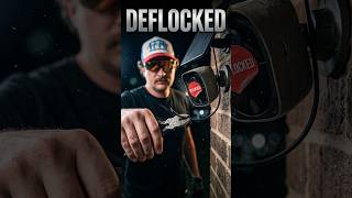 Flock Around and Find Out: The Camera 'Deflocking' Trend Flock Around and Find Out: The Camera 'Deflocking' Trend