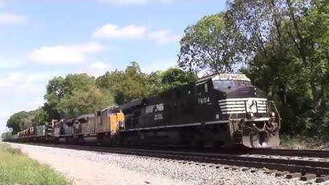 NORFOLK SOUTHERN GE ES40DC GEVO Southbound Intermodal Container Train