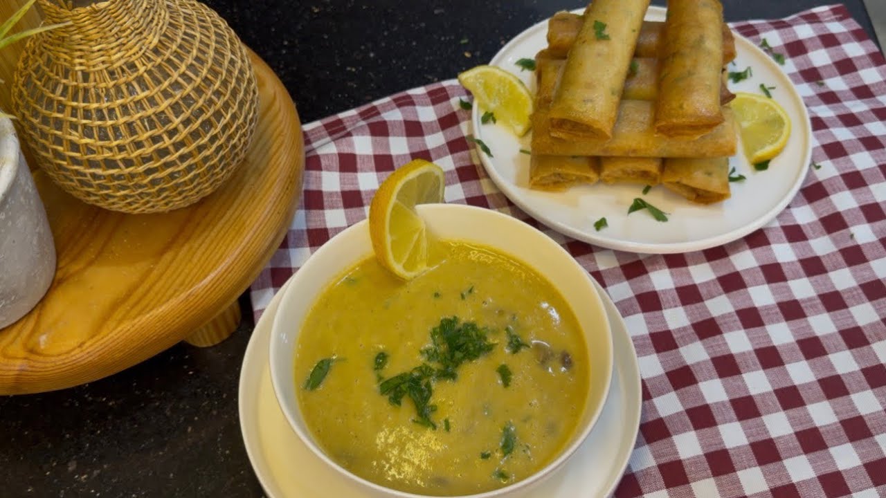 حساء البسباس خفيف على المعدة و بنتو بنة😋مع بوراك منو فيه قوام كريمي يشهي👍