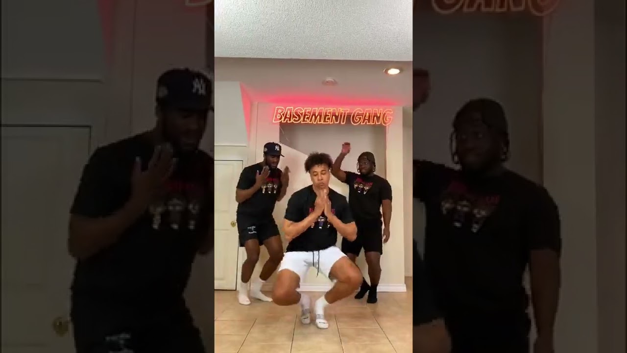 El Alfa got them hits!!!!