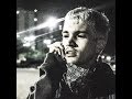 Saile apresenta novo single de seu EP, assista 'Hm, deixa pra lá' 