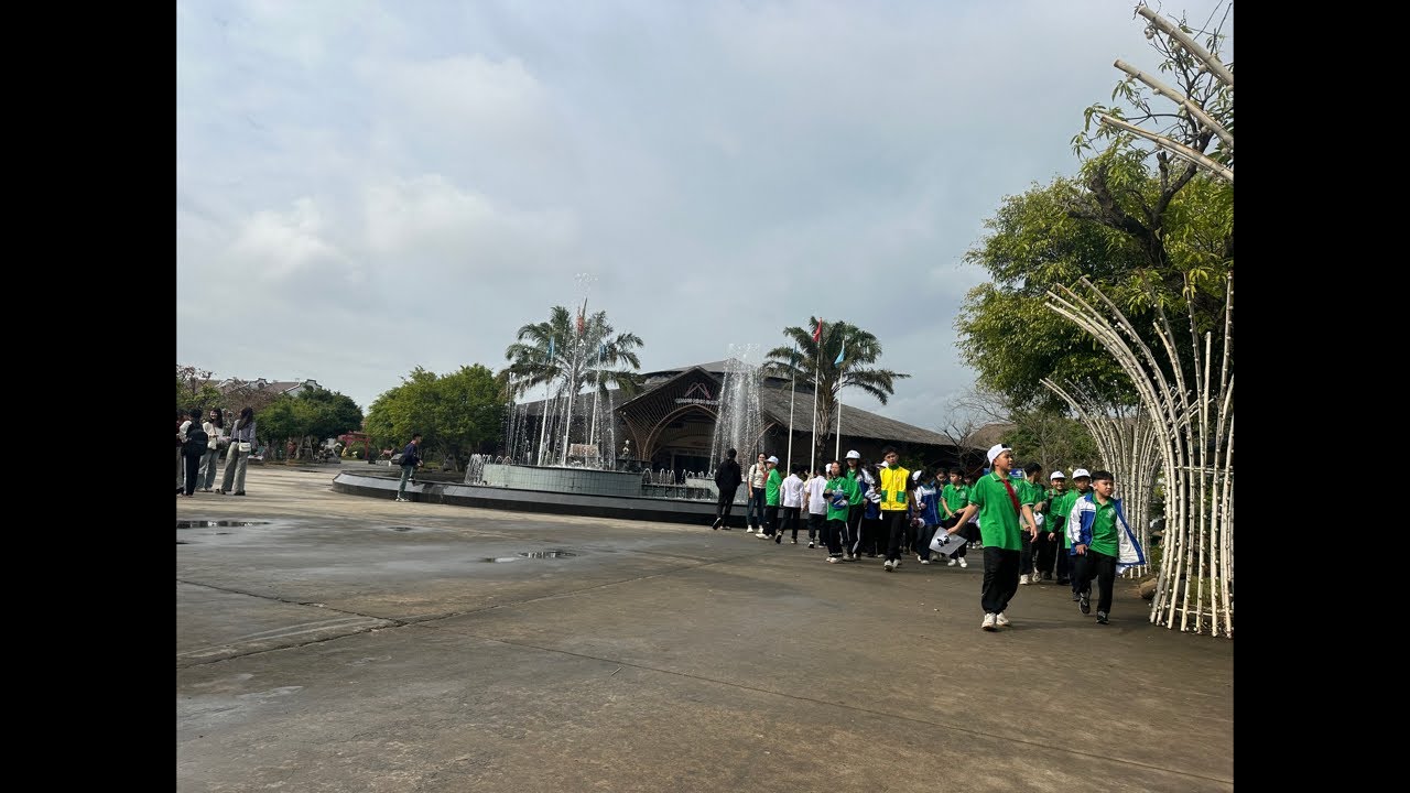 Bodhgaya đi dễ khó về. Các cò ơi đừng ma mị khán giả.