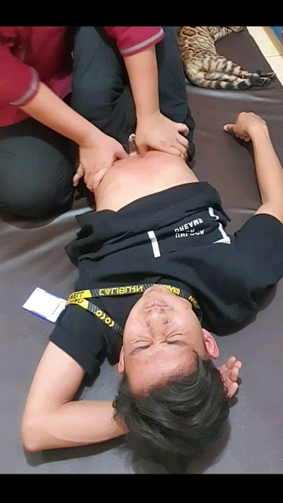 Urut Perut Turun Bero Anak Muda yang Sering Angkat Berat #abdominalmassage
