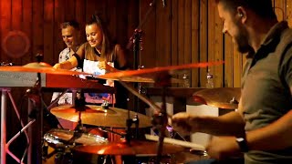 Download Lagu French Candy \u0026 DJOSH | DJ vs Drummer (EURYTHMICS, DAVID GUETTA, QUEEN, BLUR, SUPERMODE) MP3 Download Lagu French Candy \u0026 DJOSH | DJ vs Drummer (EURYTHMICS, DAVID GUETTA, QUEEN, BLUR, SUPERMODE) MP3