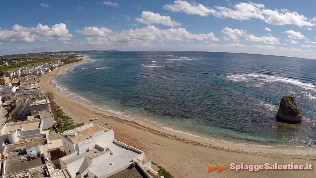Torre Pali - riprese da un drone della spiaggia di Salve (LE) - Salento