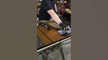 Cleaning A 30 Year Old Table Saw In 60 Seconds