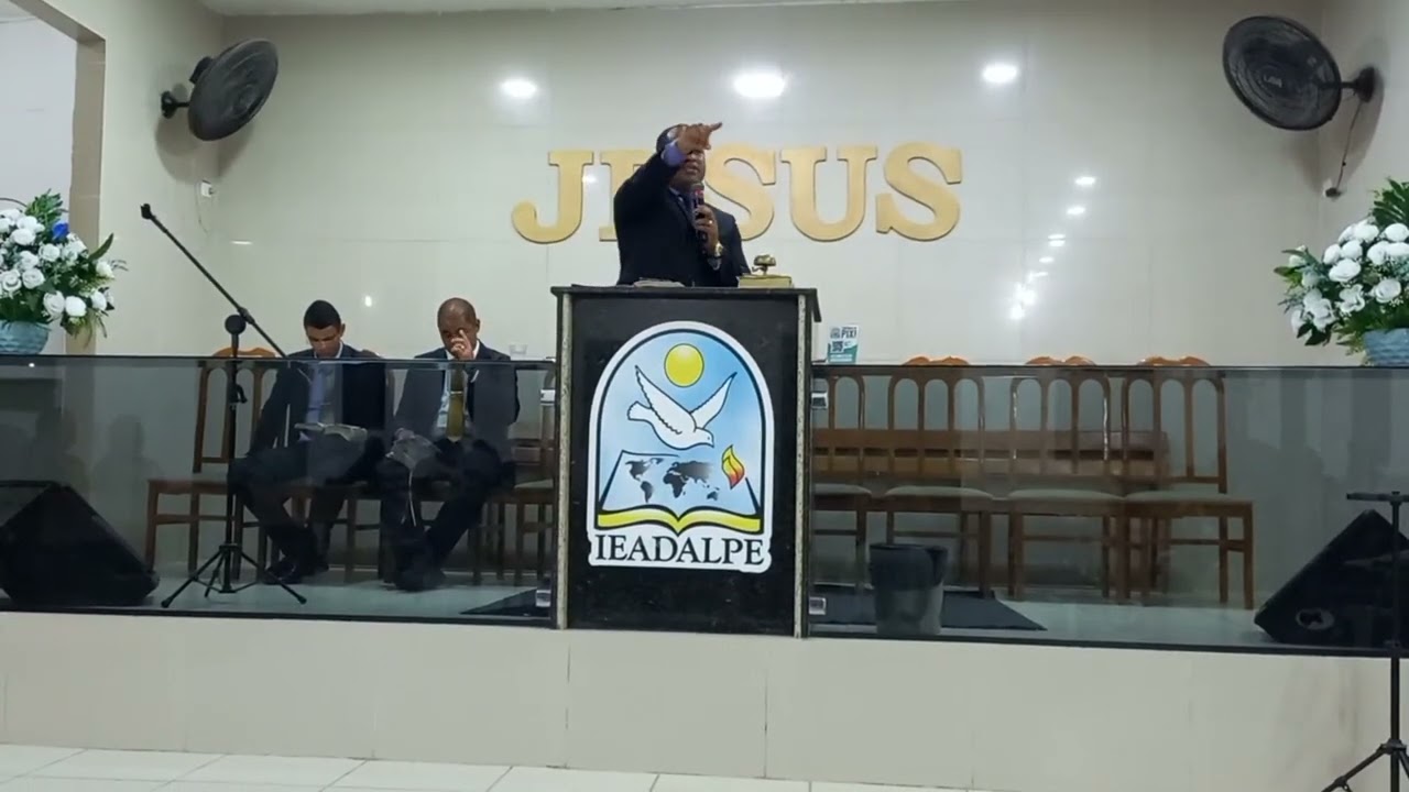 Destaque de CANTINHO DA MARIA GORETH OFICIAL está ao vivo!: 