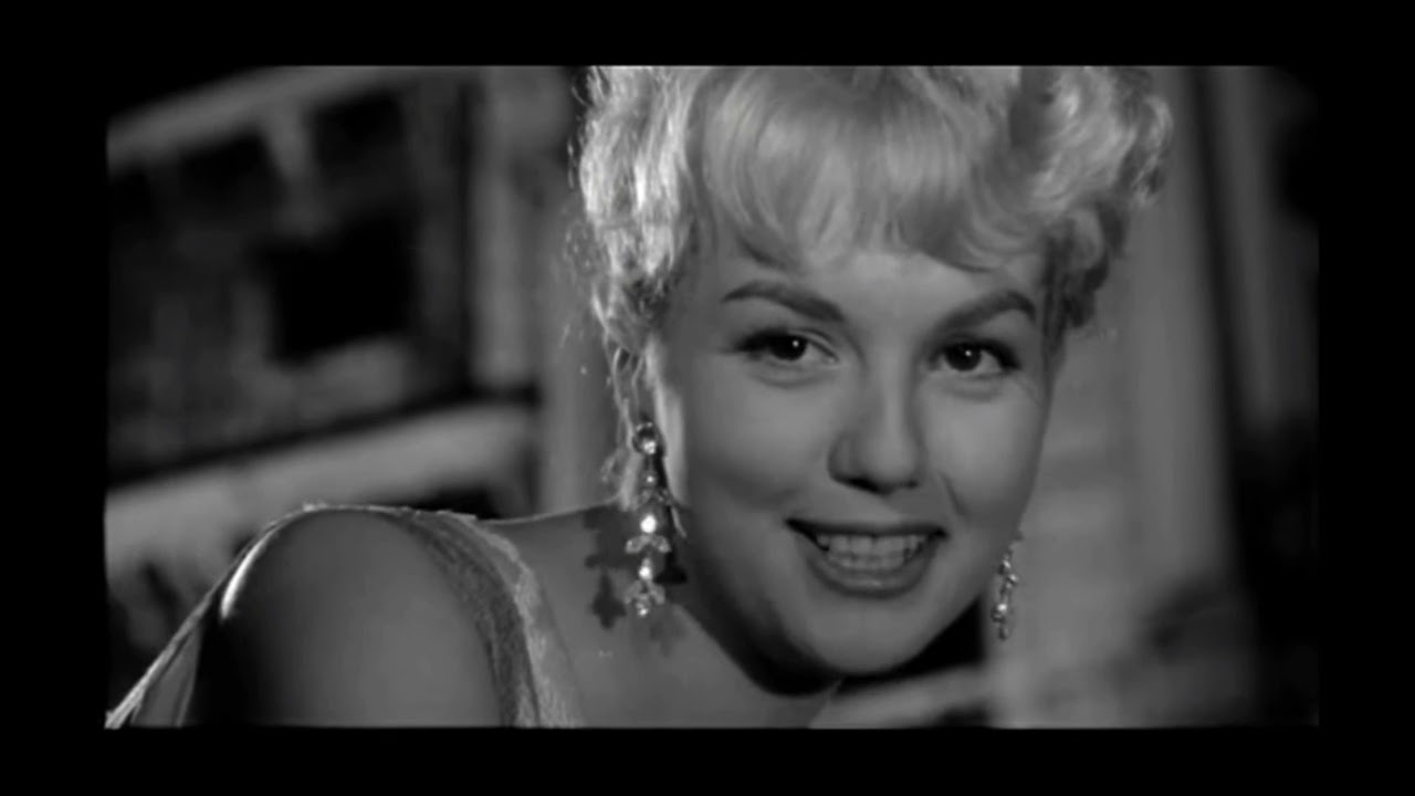 Une manche et la belle (1957) Mylène Demongeot, Henri Vidal