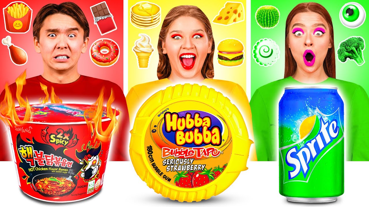 Essen der Gleichen Farben Challenge | Lustige Momente