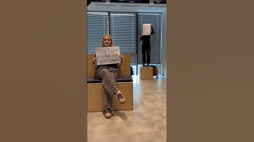 Don’t look at the top right corner 👀 #getresponse #marketing #useemailmarketing 😎