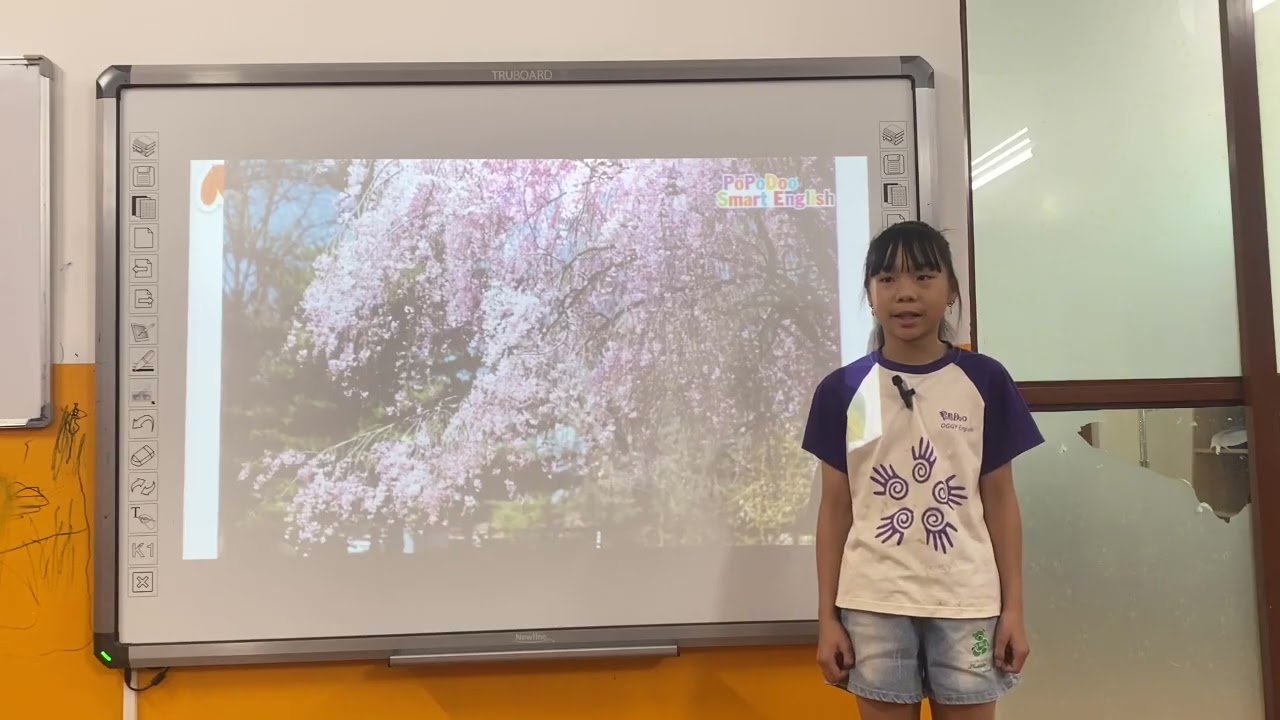 Bùi Anh Thư - Anna - Dolphin 20 - AS2 - My favourite season and food