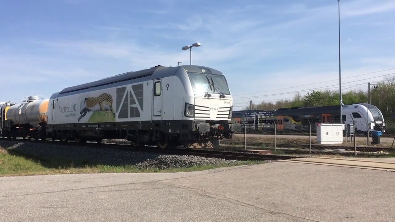 Diesel-Electric Siemens Vectron DE 247 901-2 