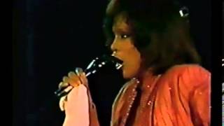 Whitney Houston   Love Medley Argentina 1994) Part 2   YouTube2